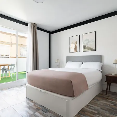 Limehome Hernan Cortes Almería