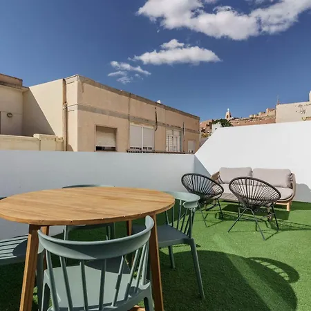 Limehome Hernan Cortes * Almería