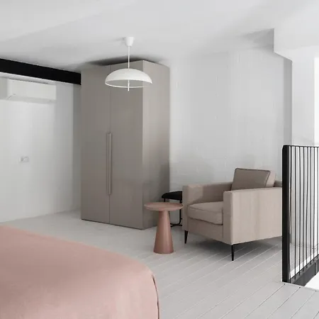 Limehome Hernan Cortes Almería