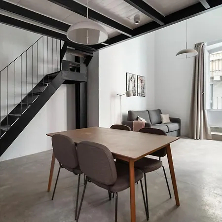 Limehome Hernan Cortes Almería